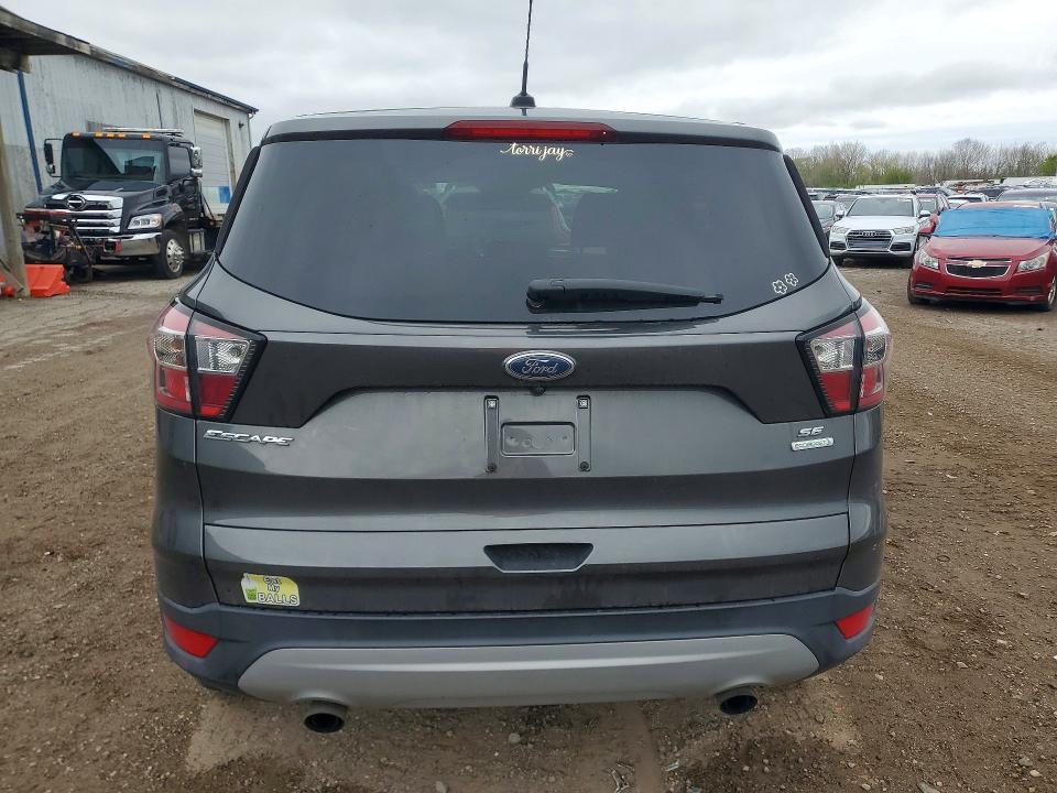2017 Ford Escape მანქანა იყიდება აუქციონზე, vin: 1FMCU0GD8HUC62830, აუქციონის ნომერი: 51360936