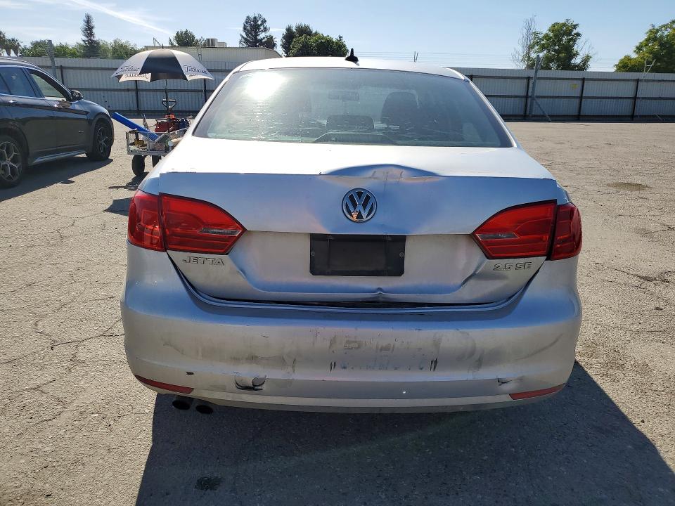 49945666 :رقم المزاد ، 3VWDZ7AJ3BM315542 vin ، 2011 Volkswagen Jetta مزاد بيع