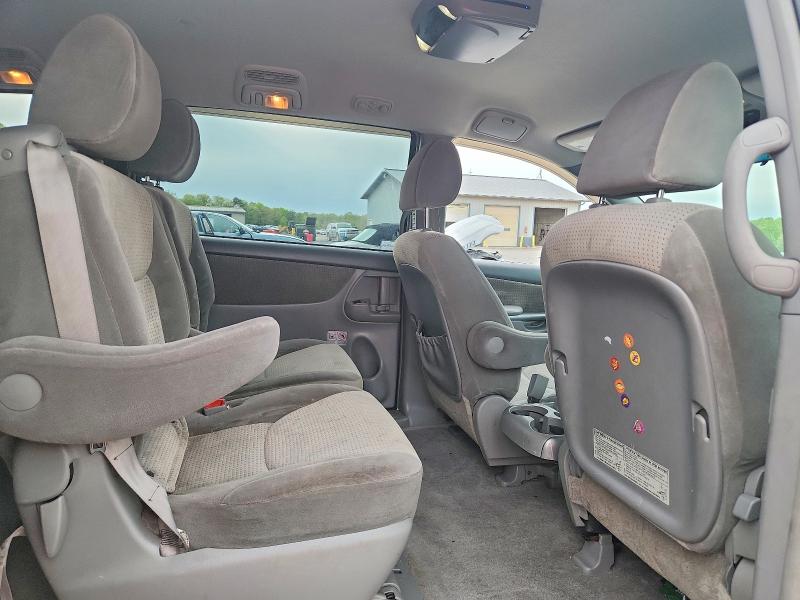 Aukcja sprzedaży 2010 Toyota Sienna, vin: 5TDKK4CC4AS330173, numer aukcji: 51383186