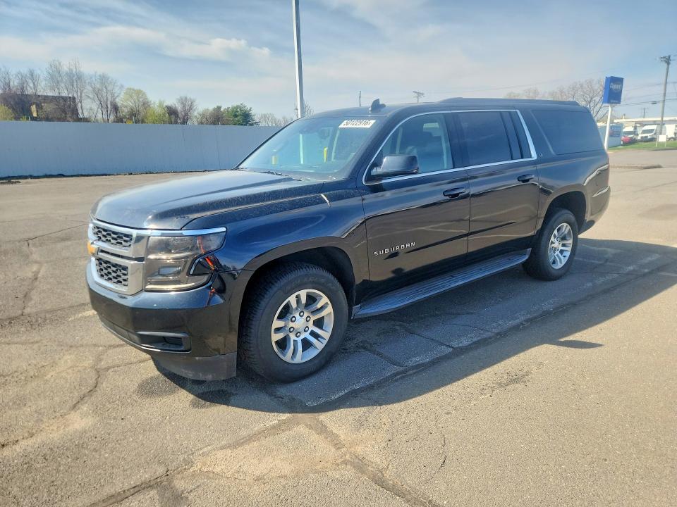 Auction sale of the 2017 Chevrolet Suburban, vin: 1GNSKHKC6HR198512, lot number: 50122916