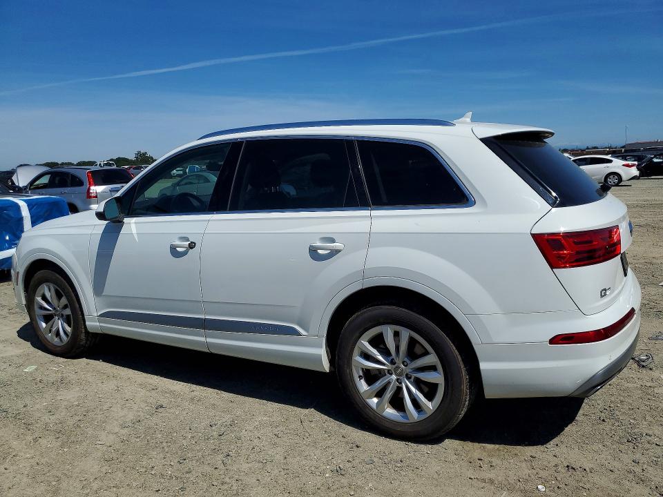 Продажа на аукционе авто 2017 Audi Q7, vin: WA1AAAF7XHD037955, номер лота: 48601106