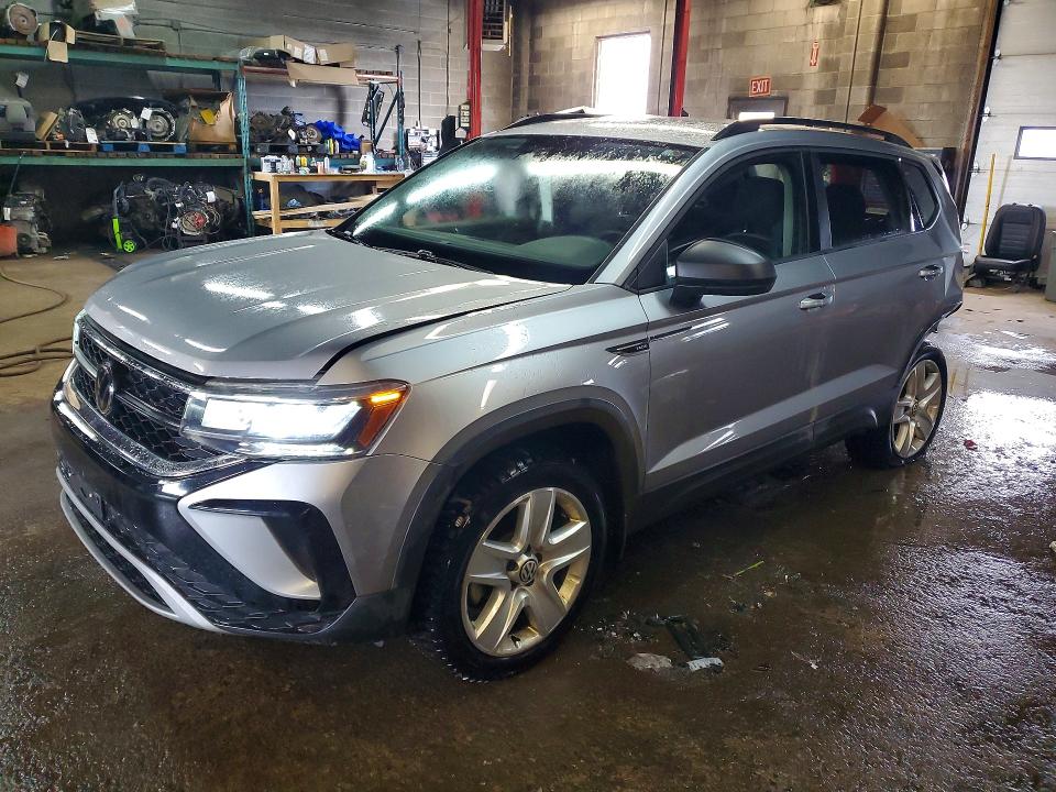 47399366 :رقم المزاد ، 3VVGX7B21RM014969 vin ، 2024 Volkswagen Taos مزاد بيع
