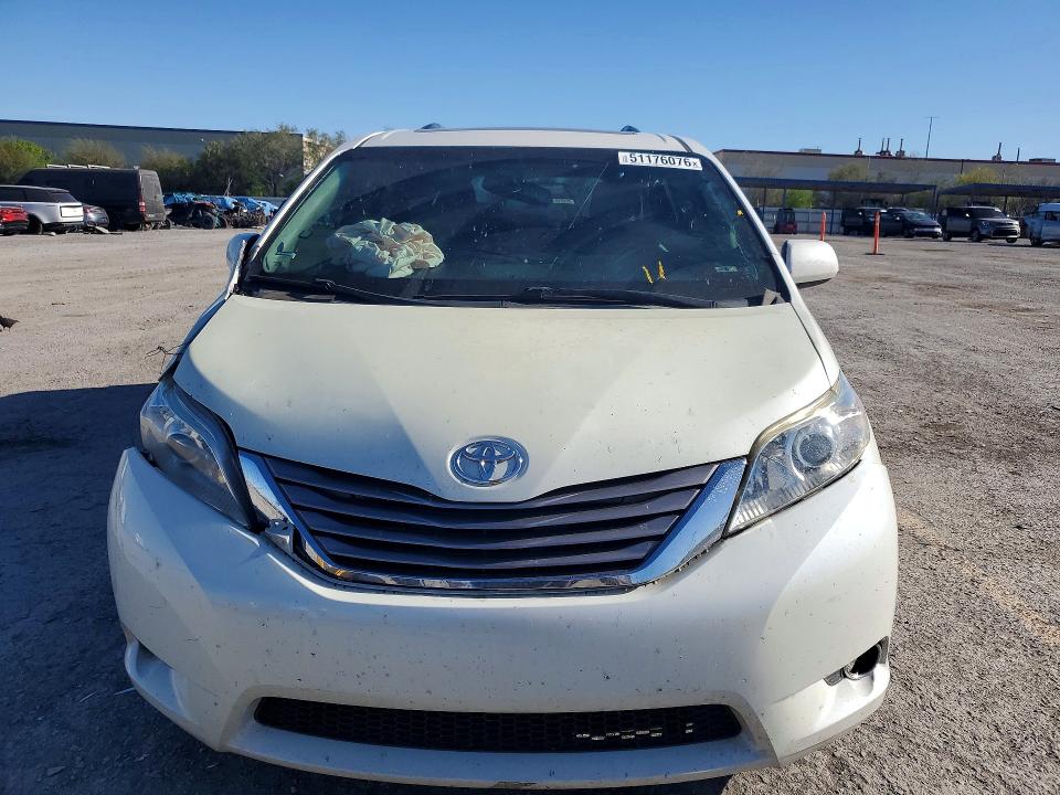 51176076 :رقم المزاد ، 5TDYK3DC4GS722291 vin ، 2016 Toyota Sienna مزاد بيع