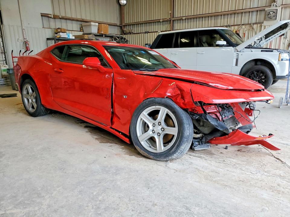 50666426 :رقم المزاد ، 1G1FB1RX4H0105820 vin ، 2017 Chevrolet Camaro مزاد بيع