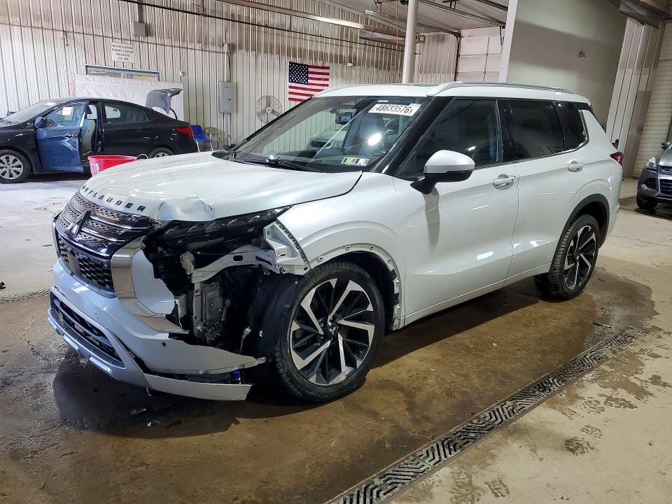 Продаж на аукціоні авто 2022 Mitsubishi Outlander, vin: JA4J4VA82NZ030267, номер лоту: 48633576