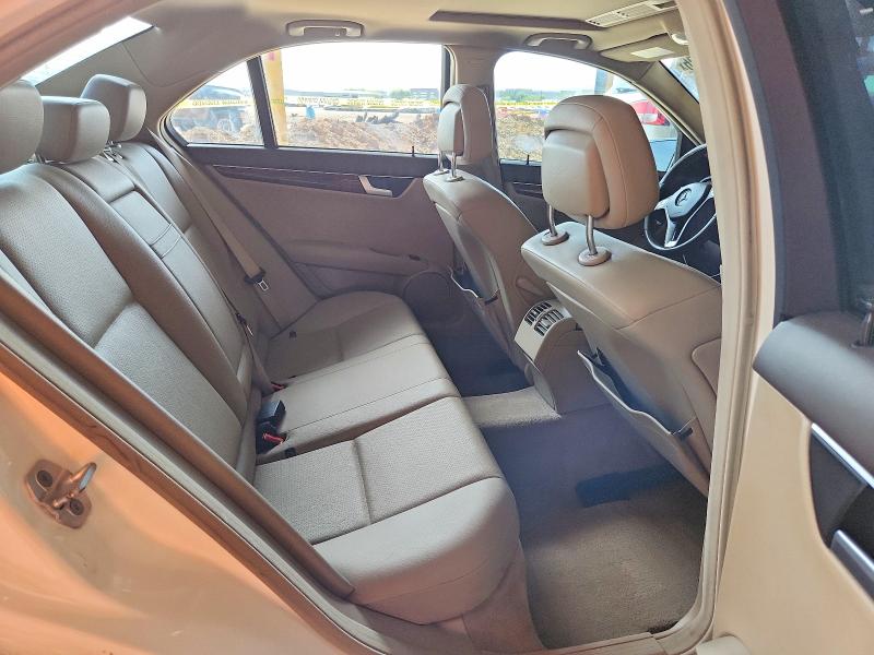 Продаж на аукціоні авто 2014 Mercedes-benz C, vin: WDDGF4HB5EG243690, номер лоту: 50440306