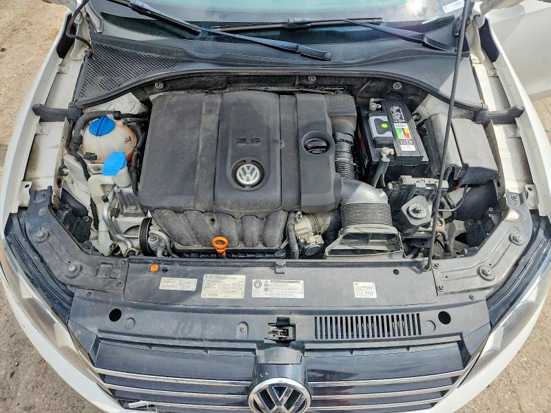 48401696 :رقم المزاد ، 1VWBP7A35CC011775 vin ، 2012 Volkswagen Passat مزاد بيع