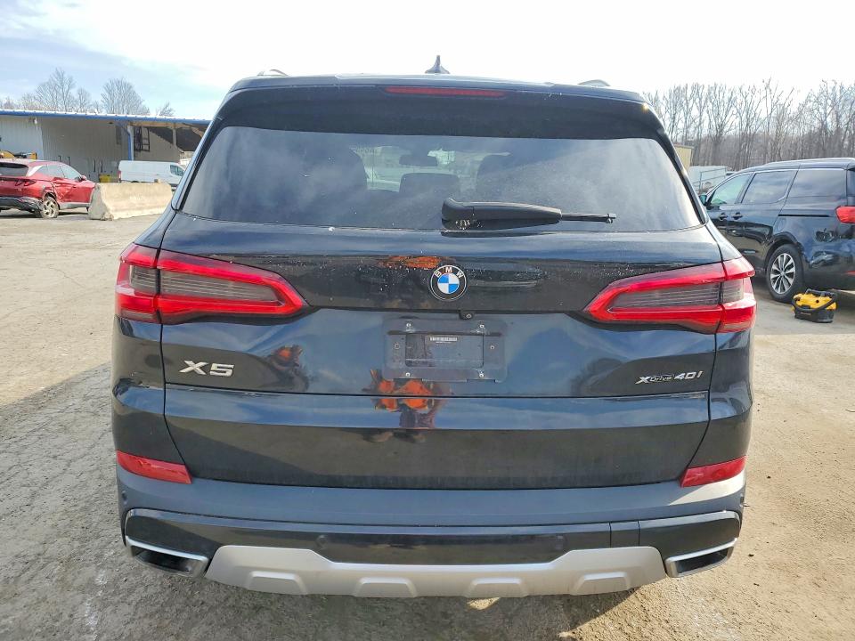 48454926 :رقم المزاد ، 5UXCR6C57KLL35057 vin ، 2019 Bmw X5 مزاد بيع