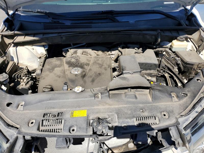 2018 Toyota Highlander მანქანა იყიდება აუქციონზე, vin: 5TDDZRFH7JS861702, აუქციონის ნომერი: 48695506
