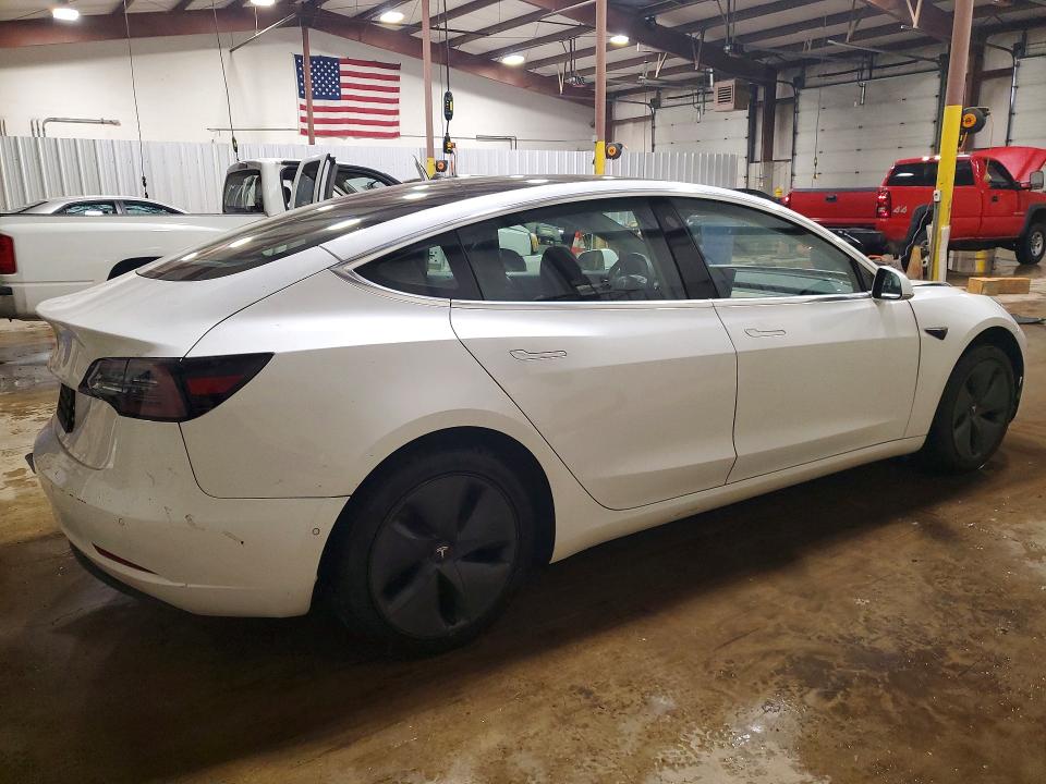48935136 :رقم المزاد ، 5YJ3E1EAXLF799782 vin ، 2020 Tesla Model 3 مزاد بيع