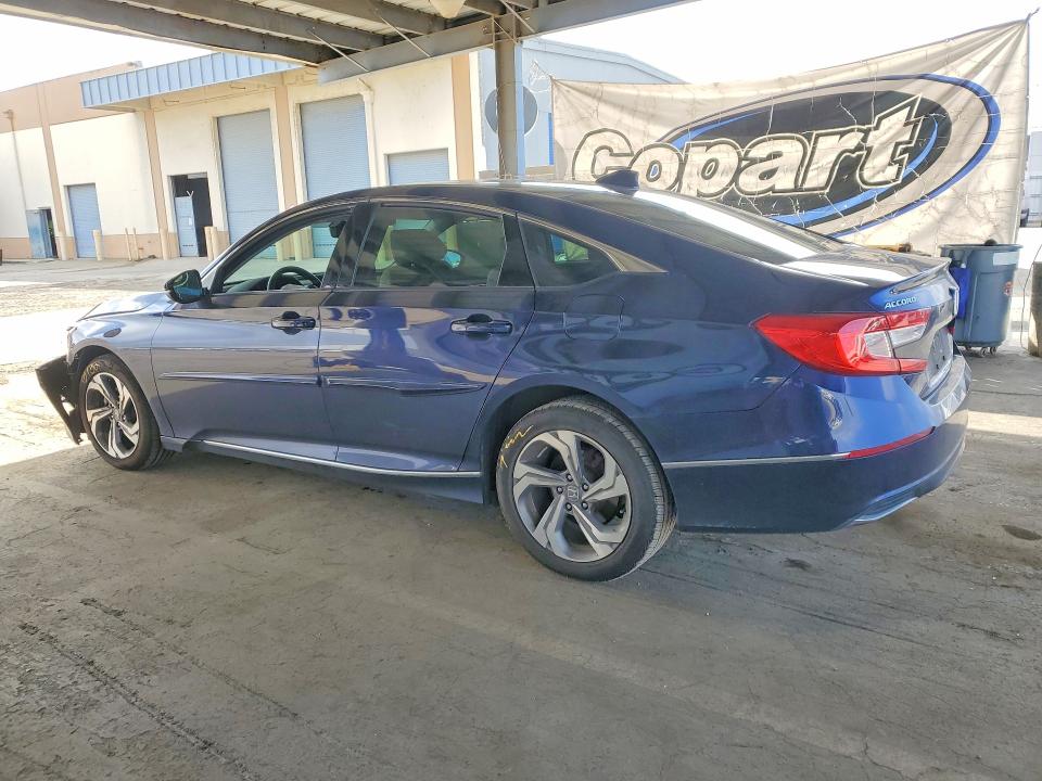 2018 Honda Accord მანქანა იყიდება აუქციონზე, vin: 1HGCV1F59JA178770, აუქციონის ნომერი: 51572126