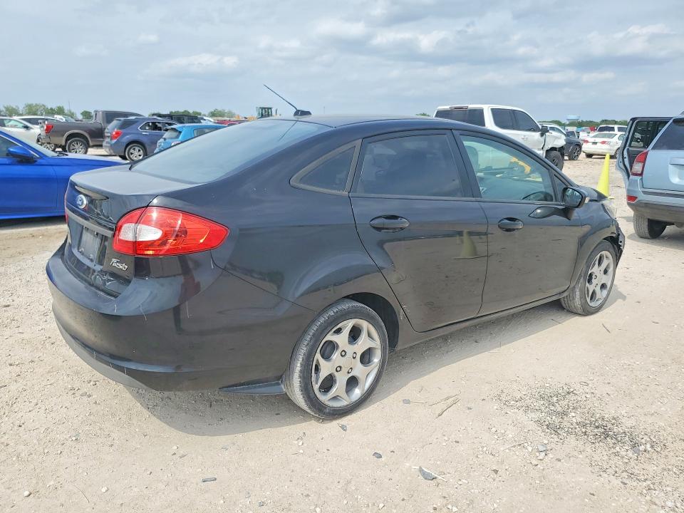 50473156 :رقم المزاد ، 3FADP4CJ9BM142474 vin ، 2011 Ford Fiesta مزاد بيع