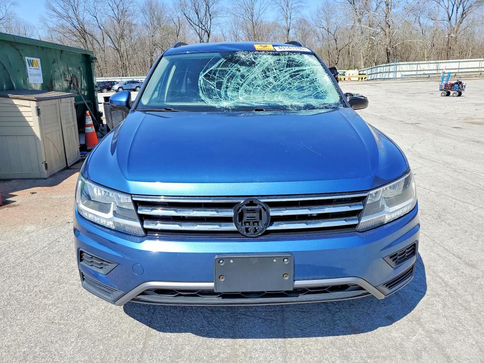 2018 Volkswagen Tiguan მანქანა იყიდება აუქციონზე, vin: 3VV0B7AX8JM050255, აუქციონის ნომერი: 49141746