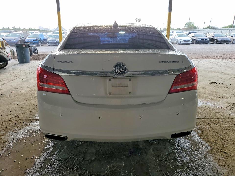 50150436 :رقم المزاد ، 1G4GB5G35GF125147 vin ، 2016 Buick Lacrosse مزاد بيع