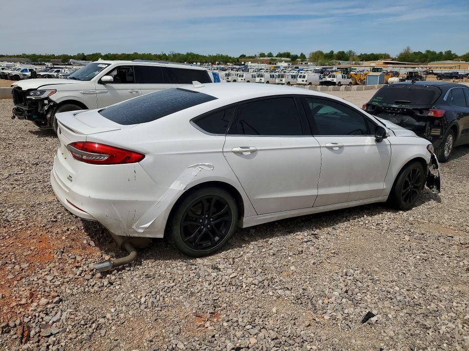 49084366 :رقم المزاد ، 3FA6P0HD2LR251156 vin ، 2020 Ford Fusion مزاد بيع