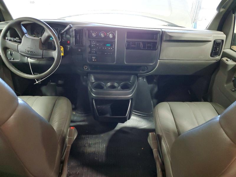 50179586 :رقم المزاد ، 1GKGG25V961272712 vin ، 2006 Gmc Savana مزاد بيع