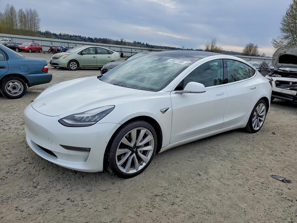 49037306 :رقم المزاد ، 5YJ3E1EB5KF390211 vin ، 2019 Tesla Model 3 مزاد بيع