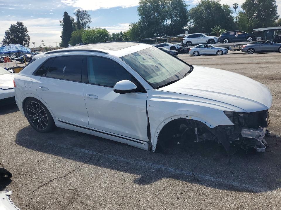 2023 Audi Q8 მანქანა იყიდება აუქციონზე, vin: WA1EVBF15PD013326, აუქციონის ნომერი: 48021766