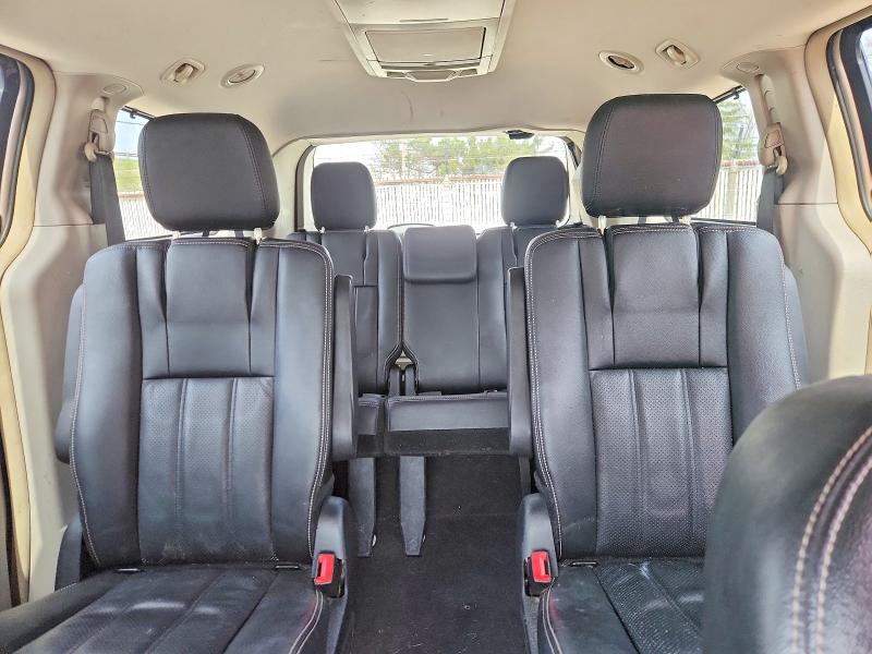 2015 Chrysler Town & Country მანქანა იყიდება აუქციონზე, vin: 2C4RC1CG0FR729711, აუქციონის ნომერი: 49538386