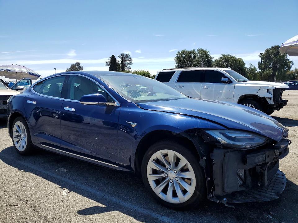 Продаж на аукціоні авто 2017 Tesla Model S, vin: 5YJSA1E23HF195336, номер лоту: 51177846
