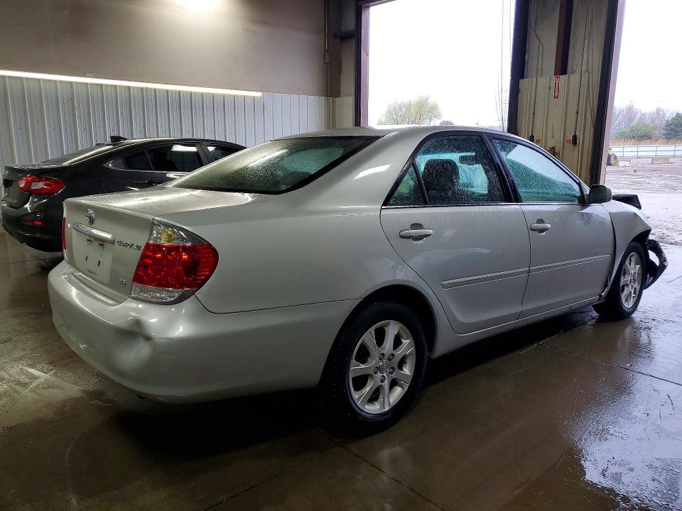 49342286 :رقم المزاد ، 4T1BF30K66U627065 vin ، 2006 Toyota Camry مزاد بيع