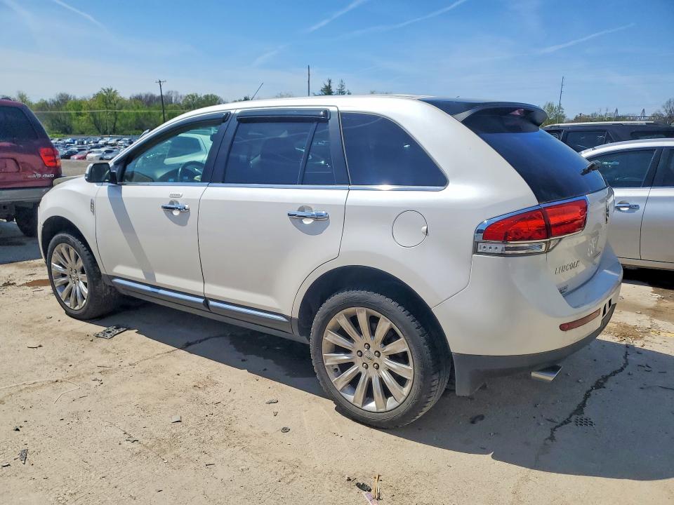 2014 Lincoln Mkx მანქანა იყიდება აუქციონზე, vin: 2LMDJ6JK1EBL17499, აუქციონის ნომერი: 48984306