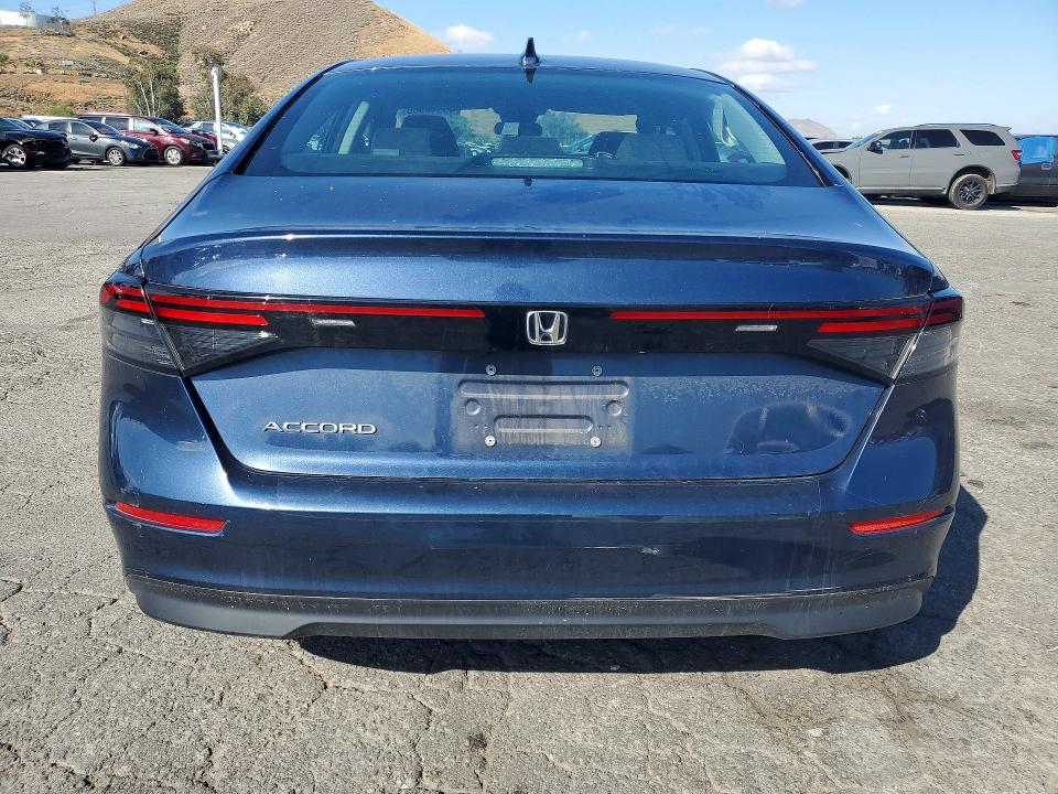 49943986 :رقم المزاد ، 1HGCY1F30PA054661 vin ، 2023 Honda Accord مزاد بيع