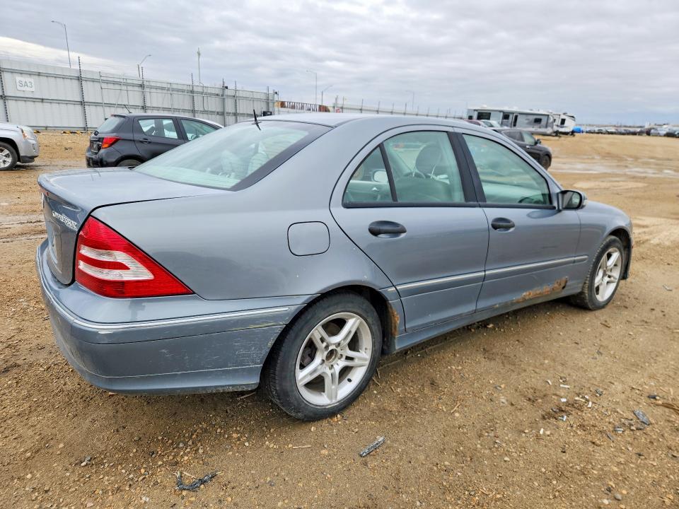 2005 Mercedes Benz C მანქანა იყიდება აუქციონზე, vin: WDBRF40J35F591580, აუქციონის ნომერი: 50830736