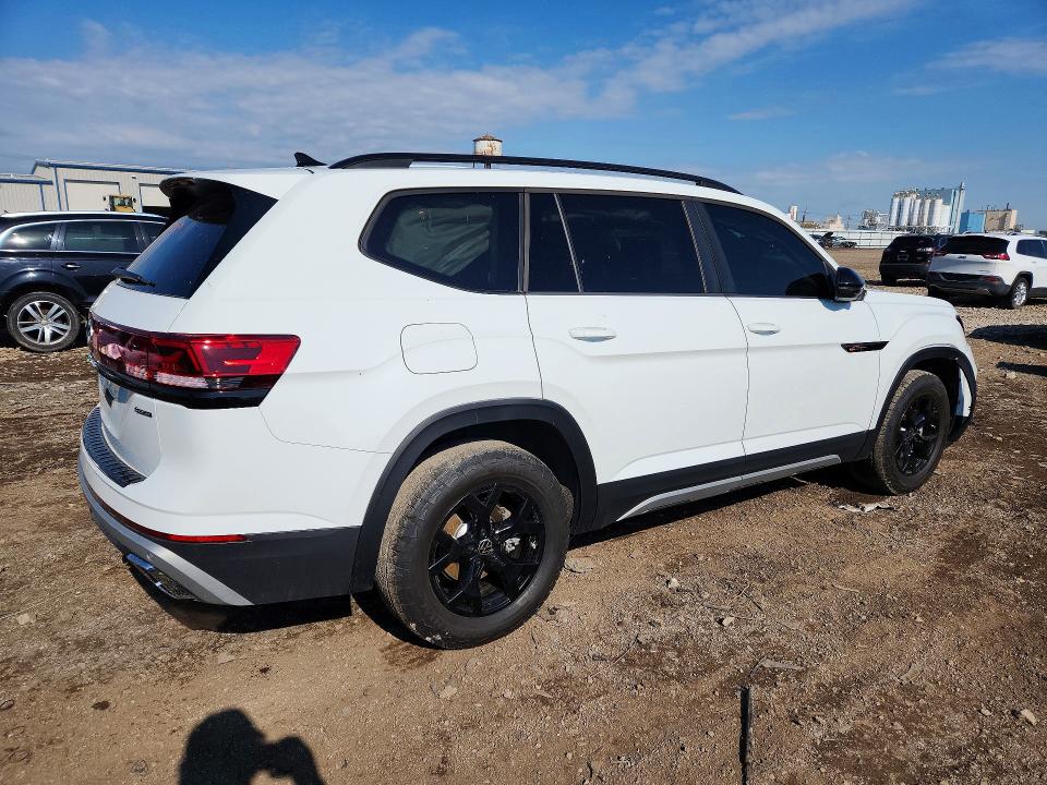 51884406 :رقم المزاد ، 1V2CR2CA0SC557378 vin ، 2025 Volkswagen Atlas مزاد بيع