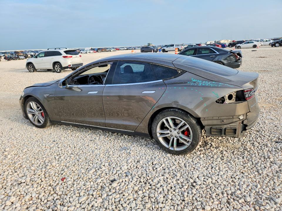51354026 :رقم المزاد ، 5YJSA1E42FF115359 vin ، 2015 Tesla Mod مزاد بيع
