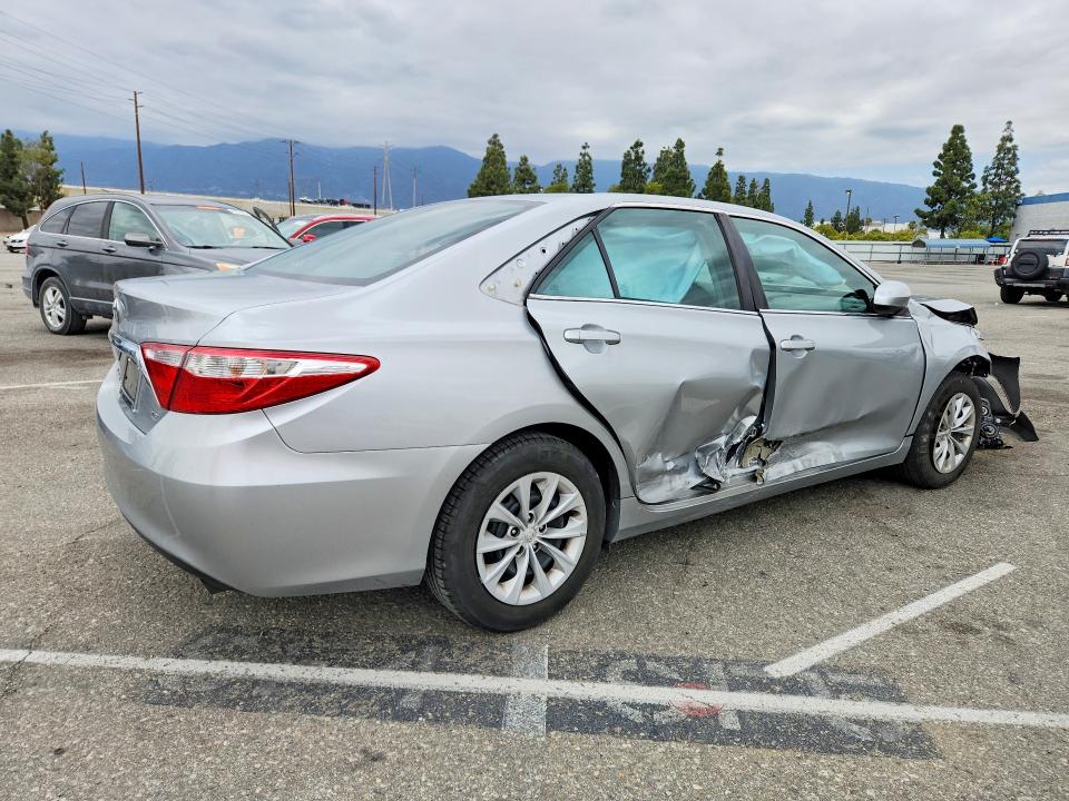 Продажа на аукционе авто 2016 Toyota Camry, vin: 4T4BF1FK6GR582468, номер лота: 51715816