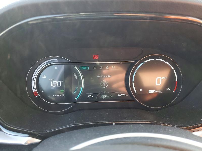 49623476 :رقم المزاد ، KNDCE3LG2N5144071 vin ، 2022 Kia Niro مزاد بيع