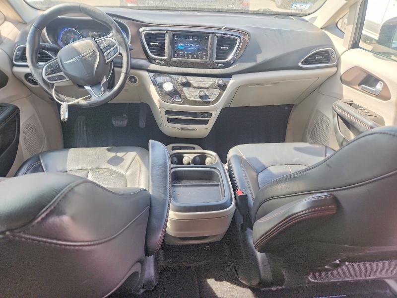 49482696 :رقم المزاد ، 2C4RC1BG2JR126415 vin ، 2018 Chrysler Pacifica مزاد بيع