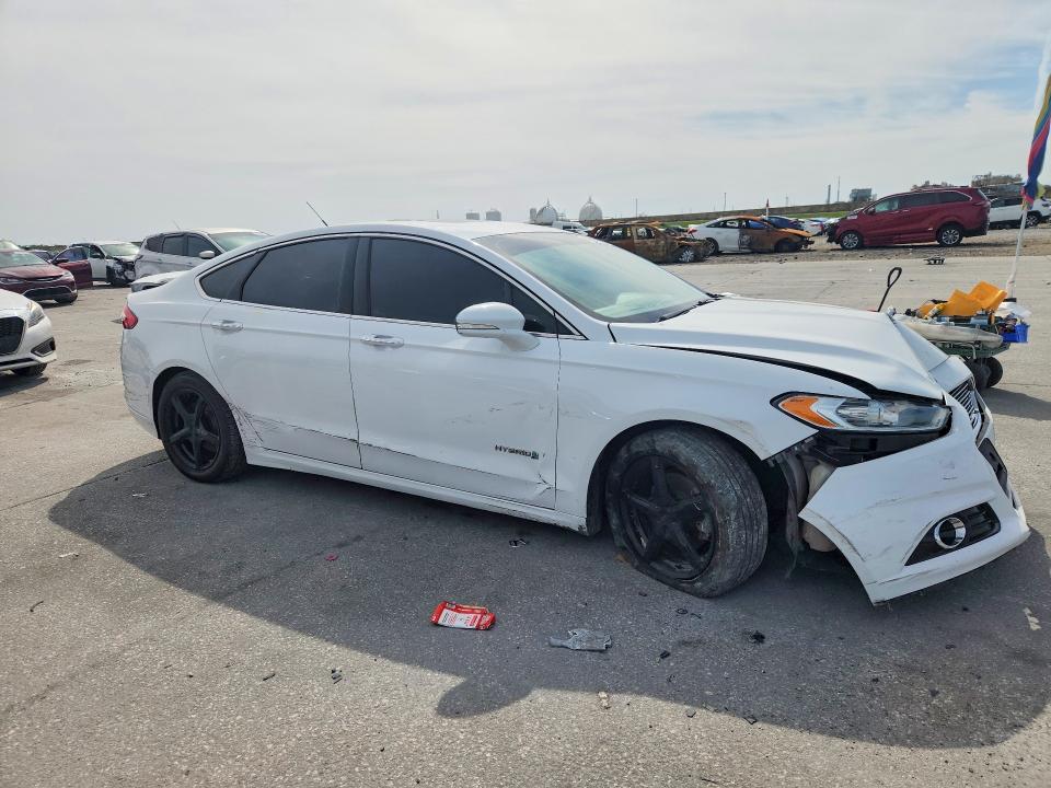 47928156 :رقم المزاد ، 3FA6P0RU7FR114006 vin ، 2015 Ford Fusion مزاد بيع