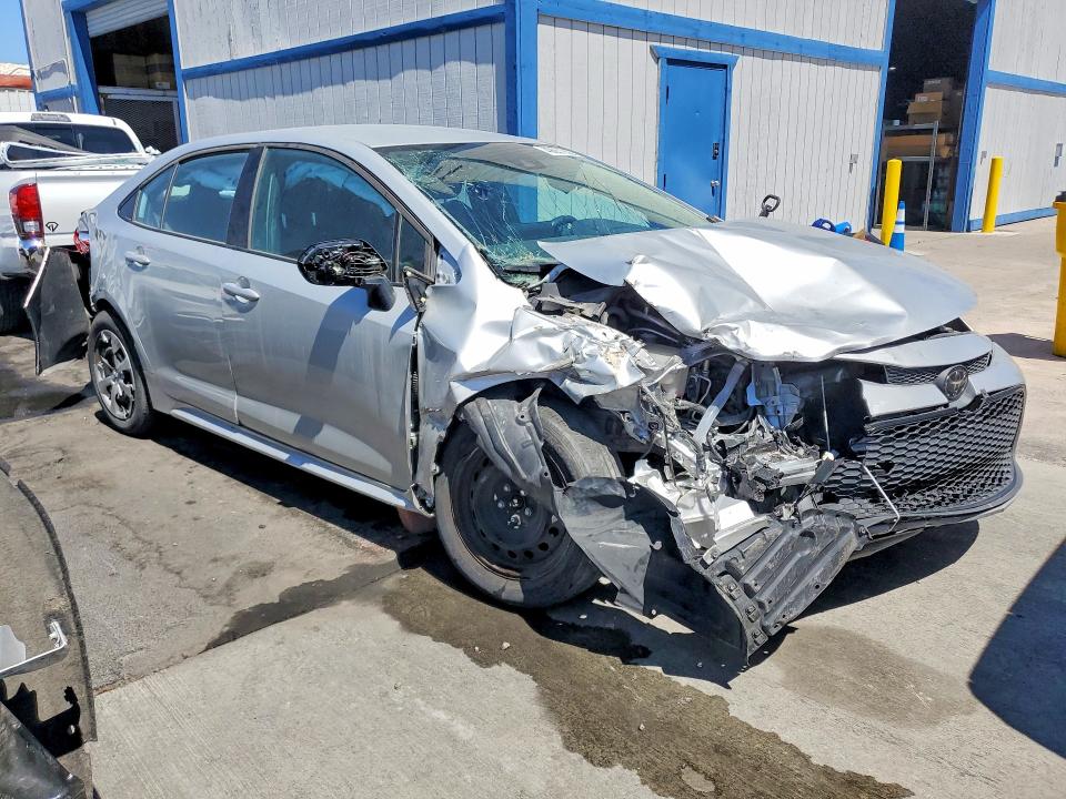 49057266 :رقم المزاد ، 5YFEPMAE6NP354900 vin ، 2022 Toyota Corolla مزاد بيع