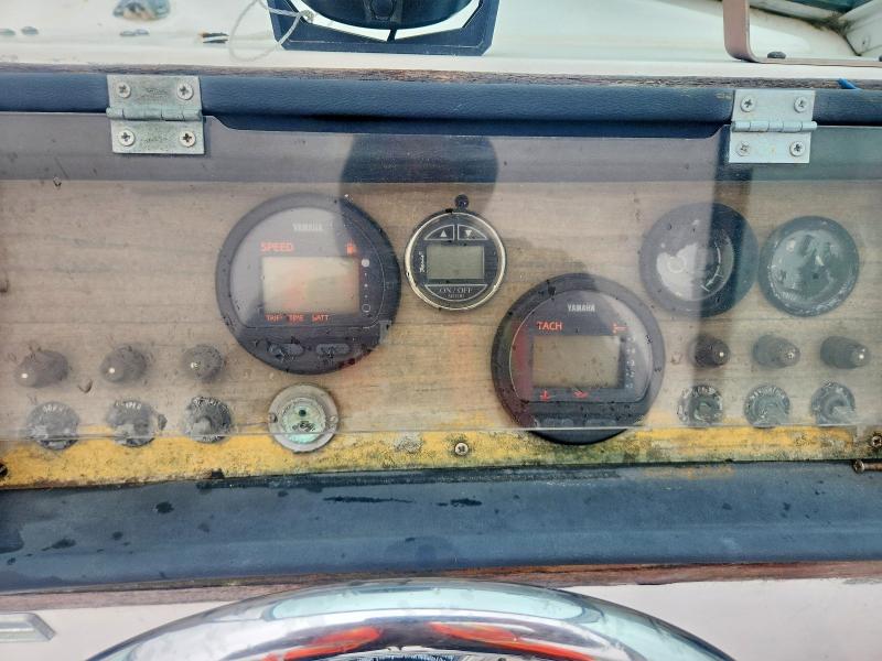 47921496 :رقم المزاد ، NTLBC331G586 vin ، 1986 Grady White Boat 190 مزاد بيع