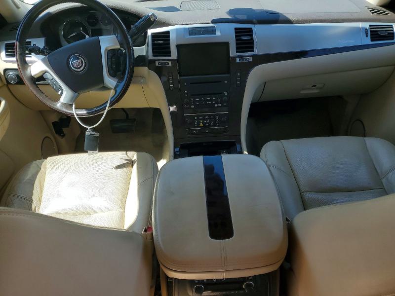 50526706 :رقم المزاد ، 1GYEC63878R235594 vin ، 2008 Cadillac Escalade مزاد بيع