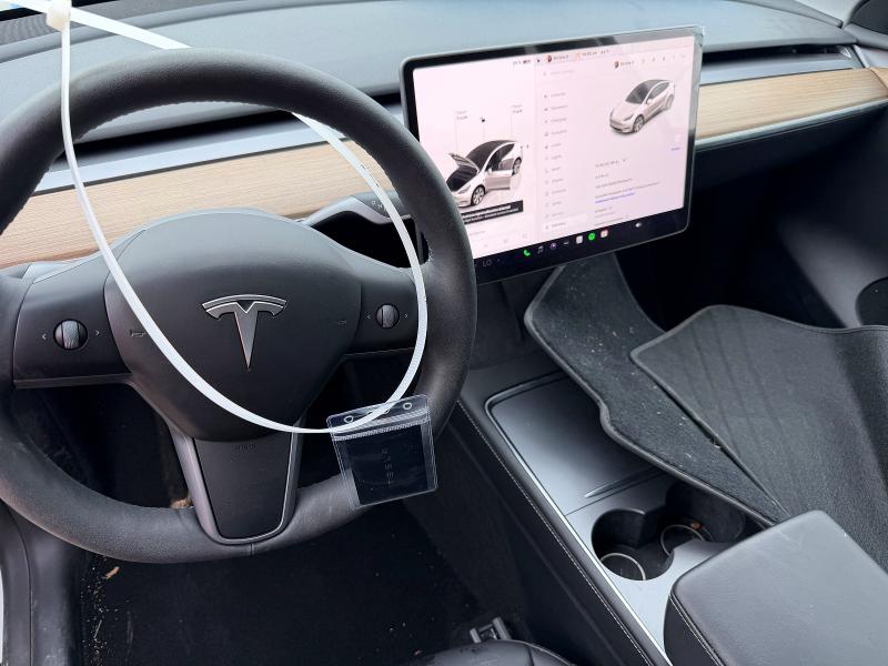 49503216 :رقم المزاد ، 7SAYGDED7RF046475 vin ، 2024 Tesla Model Y مزاد بيع
