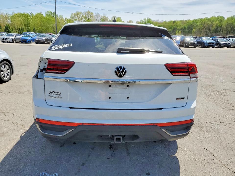 49365846 :رقم المزاد ، 1V2BE2CA3MC206653 vin ، 2021 Volkswagen Atlas Cross Sport مزاد بيع