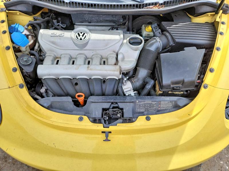 49647016 :رقم المزاد ، 3VWPW31C09M508497 vin ، 2009 Volkswagen New Beetle مزاد بيع