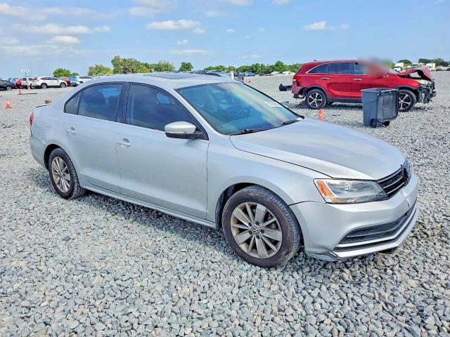 50300886 :رقم المزاد ، 3VWD07AJ5FM310634 vin ، 2015 Volkswagen Jetta مزاد بيع