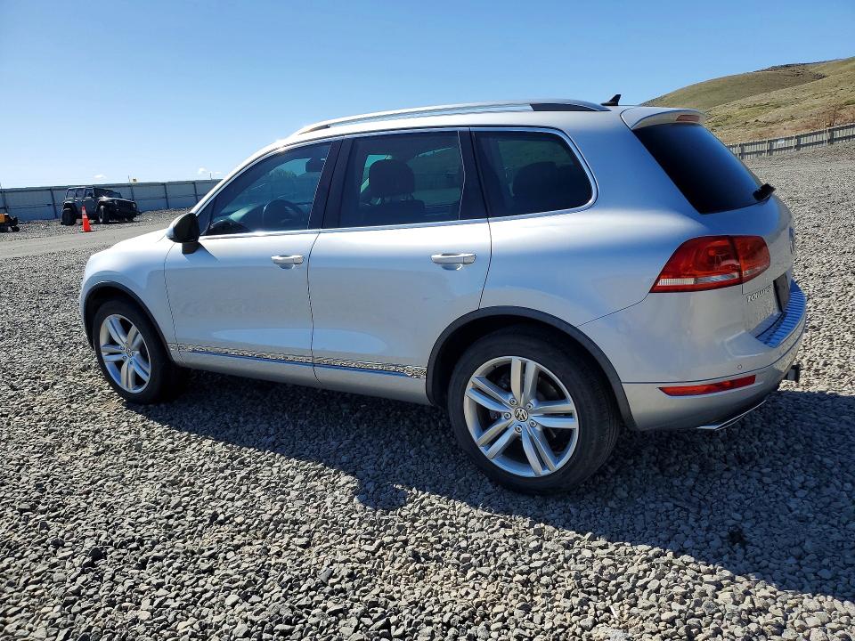 51533476 :رقم المزاد ، WVGFK9BP2CD002781 vin ، 2012 Volkswagen Touareg مزاد بيع
