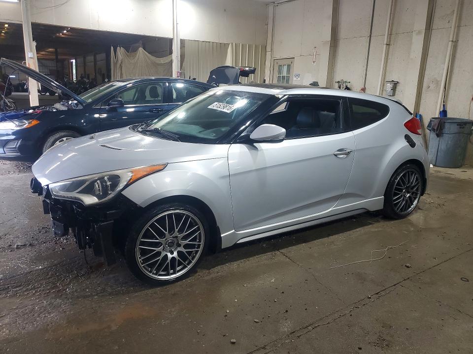 2015 Hyundai Veloster მანქანა იყიდება აუქციონზე, vin: KMHTC6AE6FU235775, აუქციონის ნომერი: 51529816