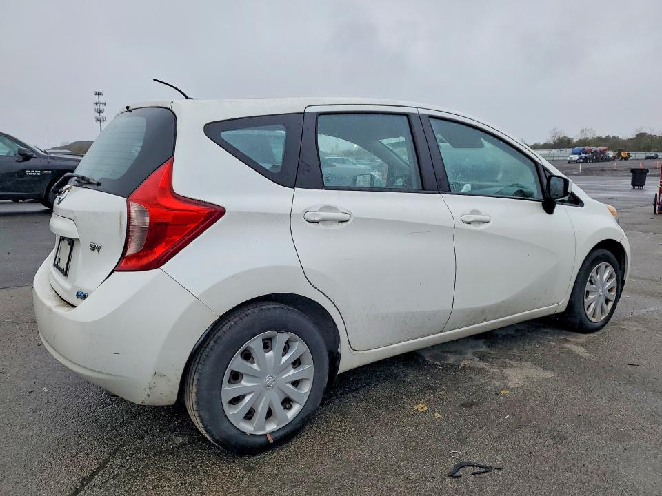51718586 :رقم المزاد ، 3N1CE2CP9FL369909 vin ، 2015 Nissan Versa مزاد بيع