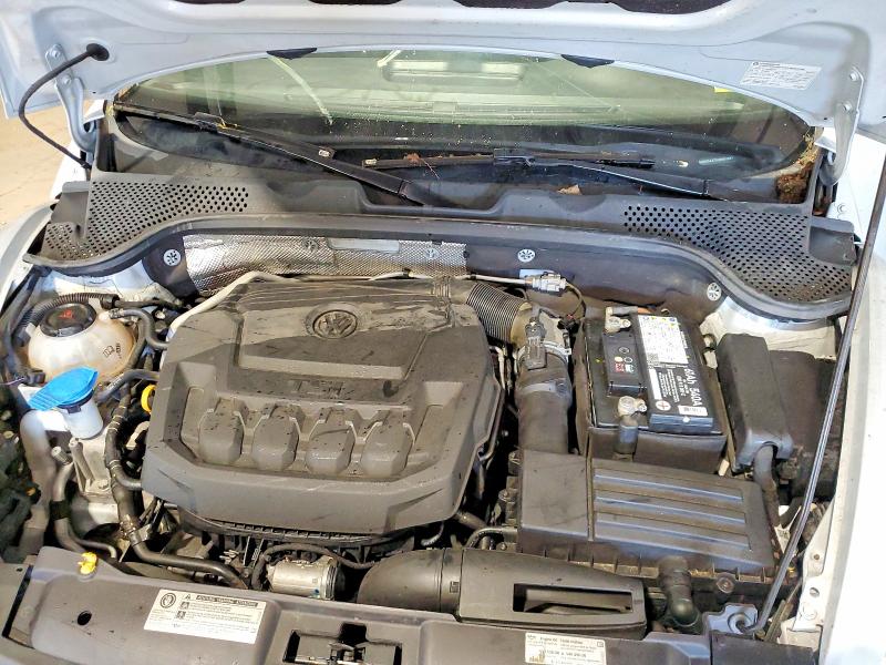 51078156 :رقم المزاد ، 3VW5DAAT5JM502247 vin ، 2018 Volkswagen Beetle مزاد بيع