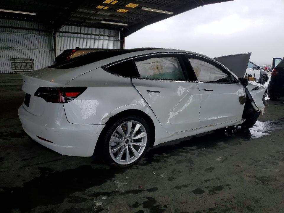 Продаж на аукціоні авто 2019 Tesla Model 3, vin: 5YJ3E1EA9KF332125, номер лоту: 50682126