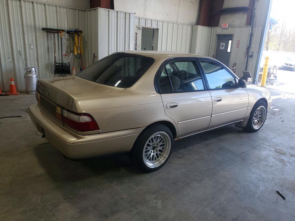 48159446 :رقم المزاد ، 2T1BB02E5TC170330 vin ، 1996 Toyota Corolla مزاد بيع