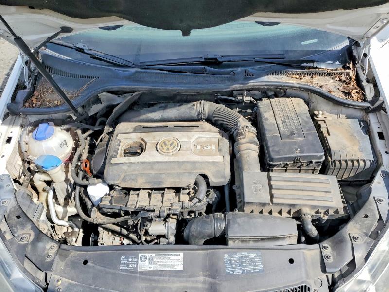 2011 Volkswagen Gti მანქანა იყიდება აუქციონზე, vin: WVWGD7AJ4BW156979, აუქციონის ნომერი: 51044286