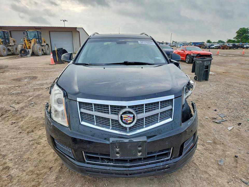 50176096 :رقم المزاد ، 3GYFNAEY8BS651561 vin ، 2011 Cadillac Srx مزاد بيع