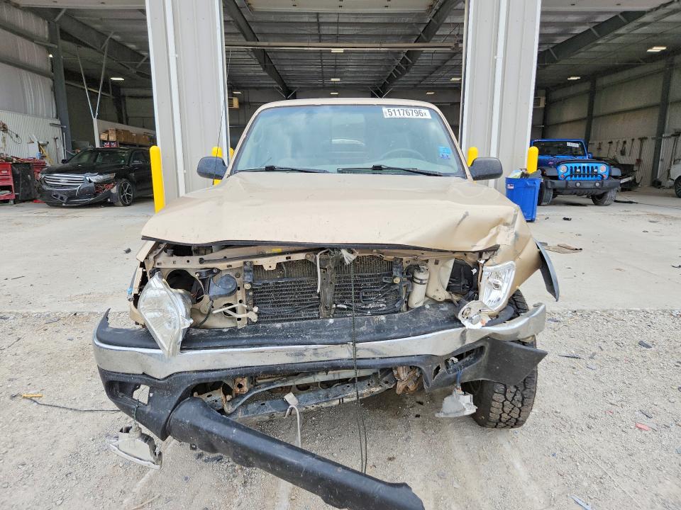 2001 Toyota Tacoma მანქანა იყიდება აუქციონზე, vin: 5TEWM72N51Z749247, აუქციონის ნომერი: 51176796